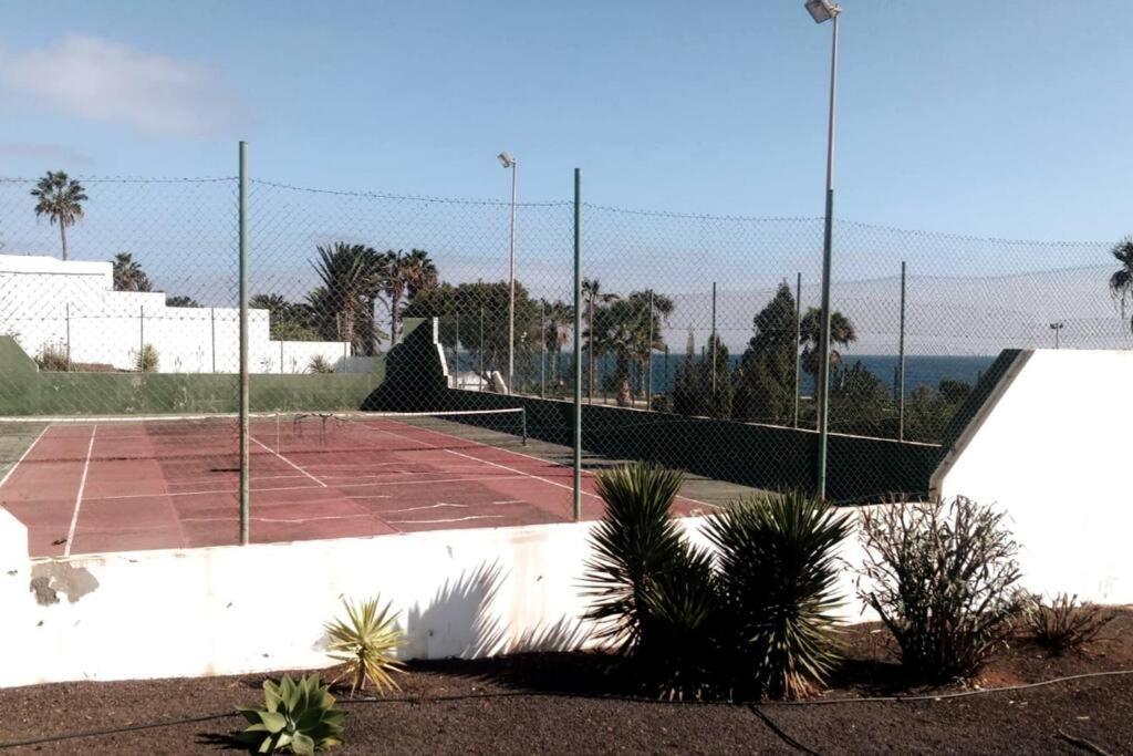 Tuscan Apartment Mit Meerblick Und Sonnenterrasse Costa Teguise Exterior photo
